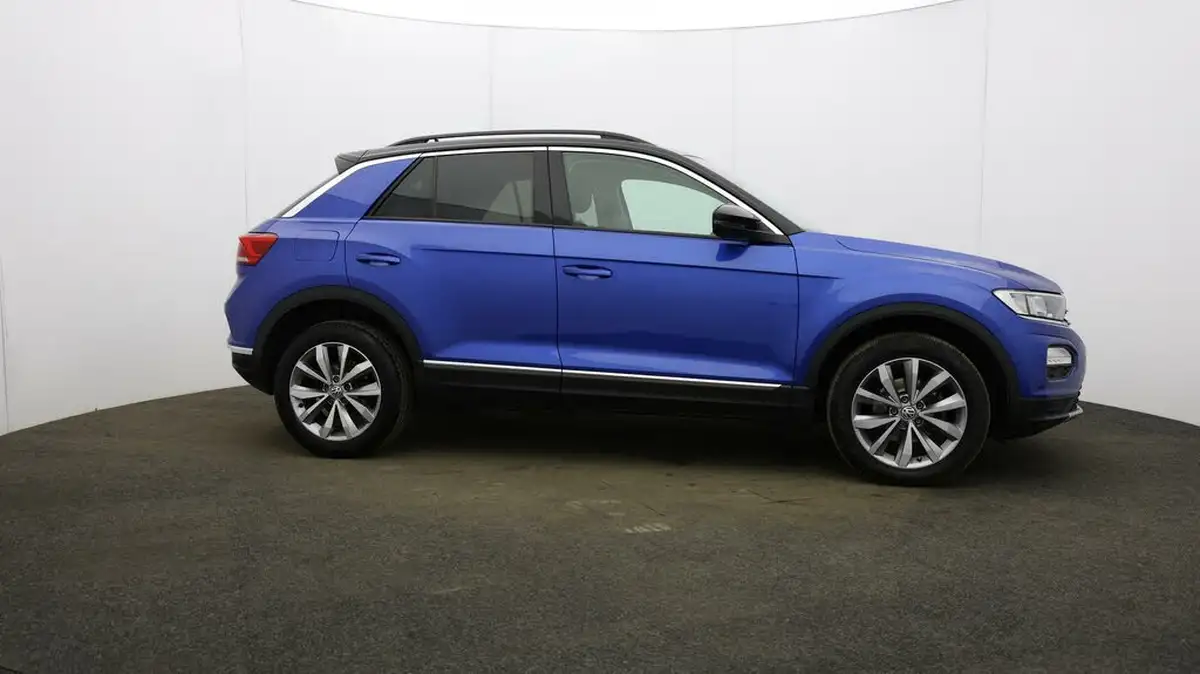 2018-volkswagen-t-roc-15-tsi-design-big-42