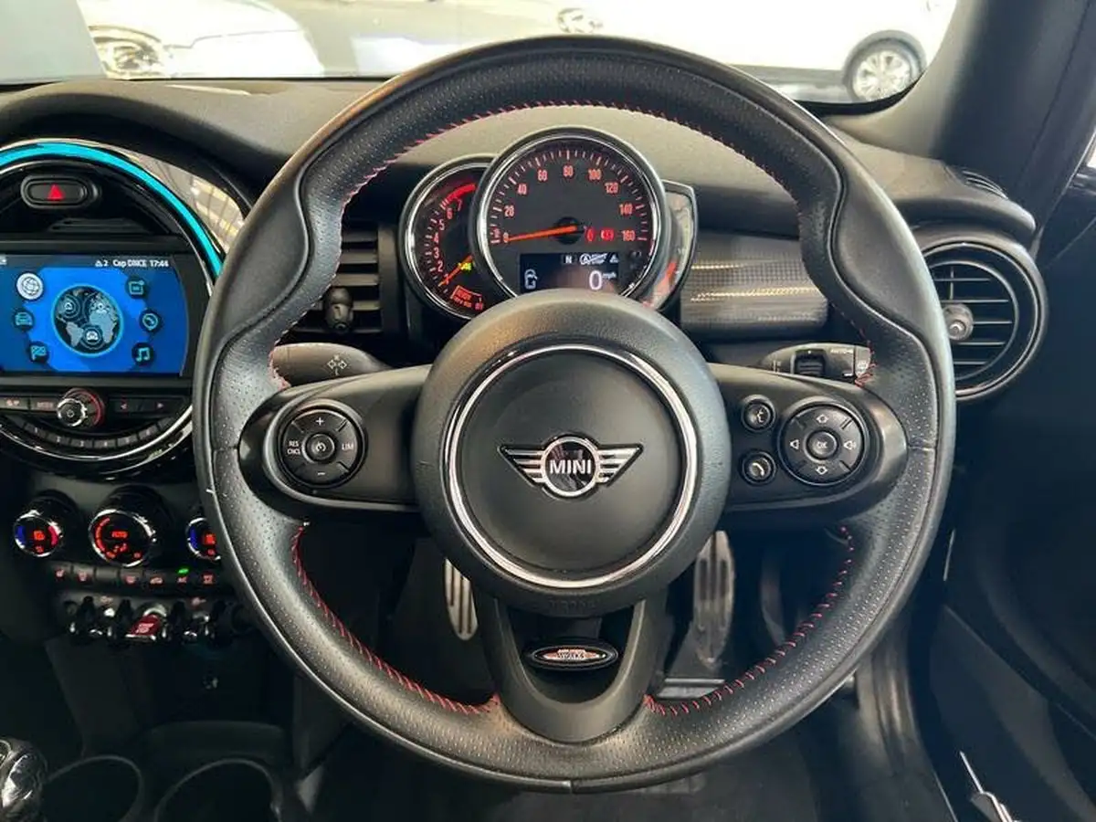2019-mini-cooper-15-cooper-sport-hatchback-3d-big-17