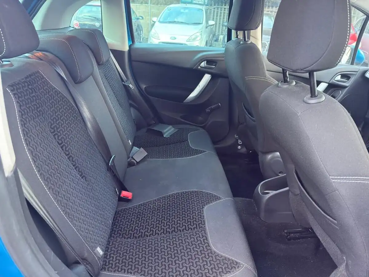 2010-citroen-c3-16td-airdream-big-6