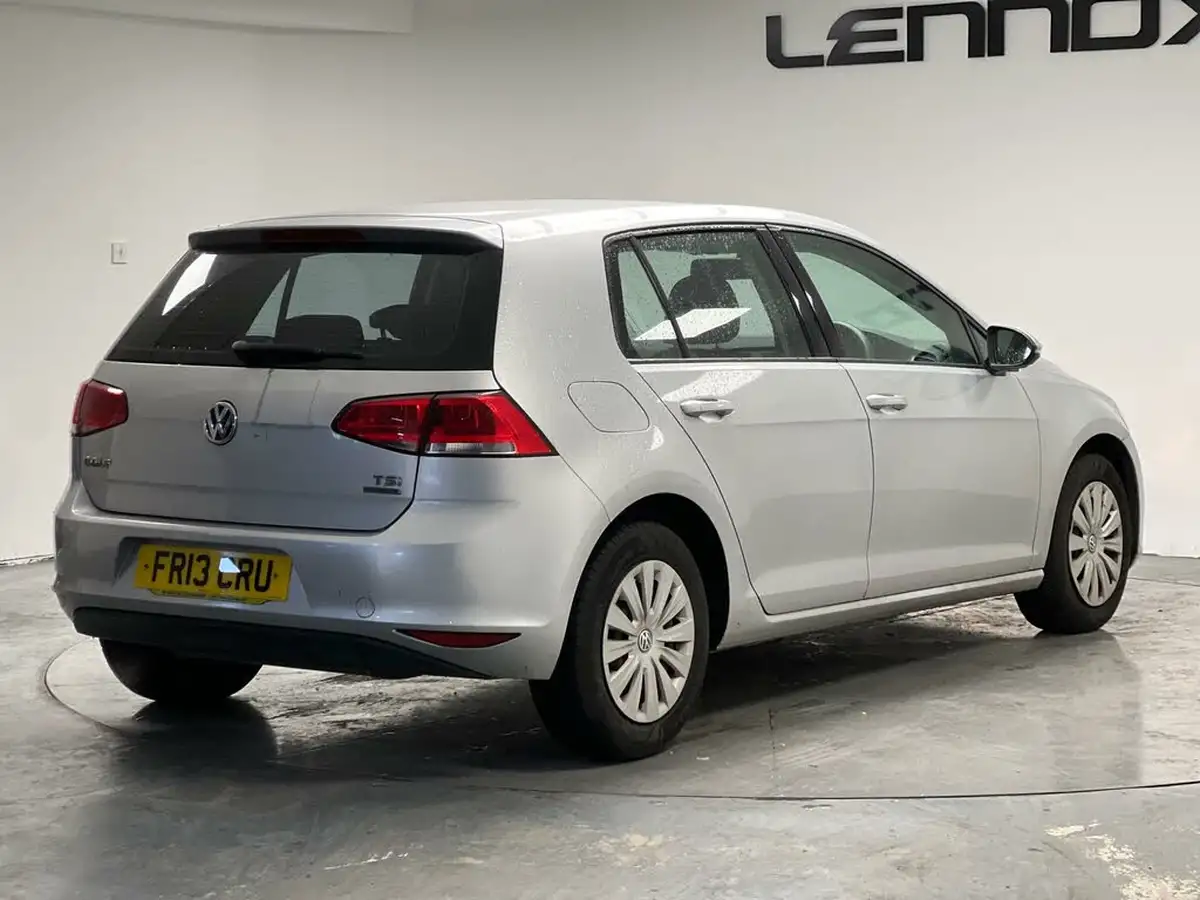 2013-volkswagen-golf-12-s-85ps-ss-hatchback-5d-big-8