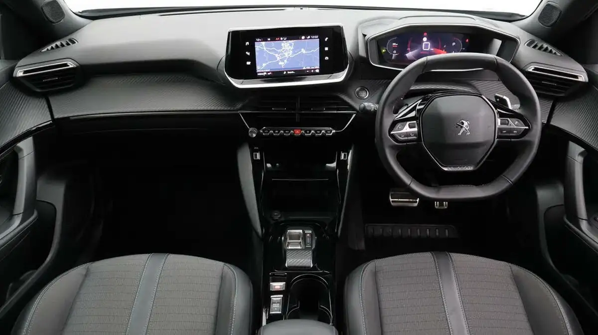 2023-peugeot-2008-suv-12-puretech-allure-premium-130bhp-eat8-big-13