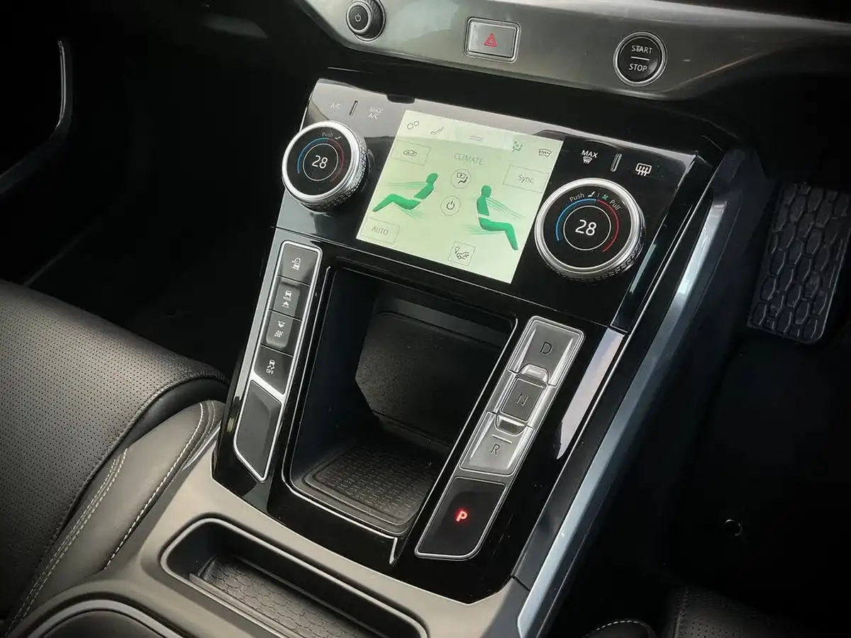 2019-jaguar-i-pace-ev400-hse-big-28