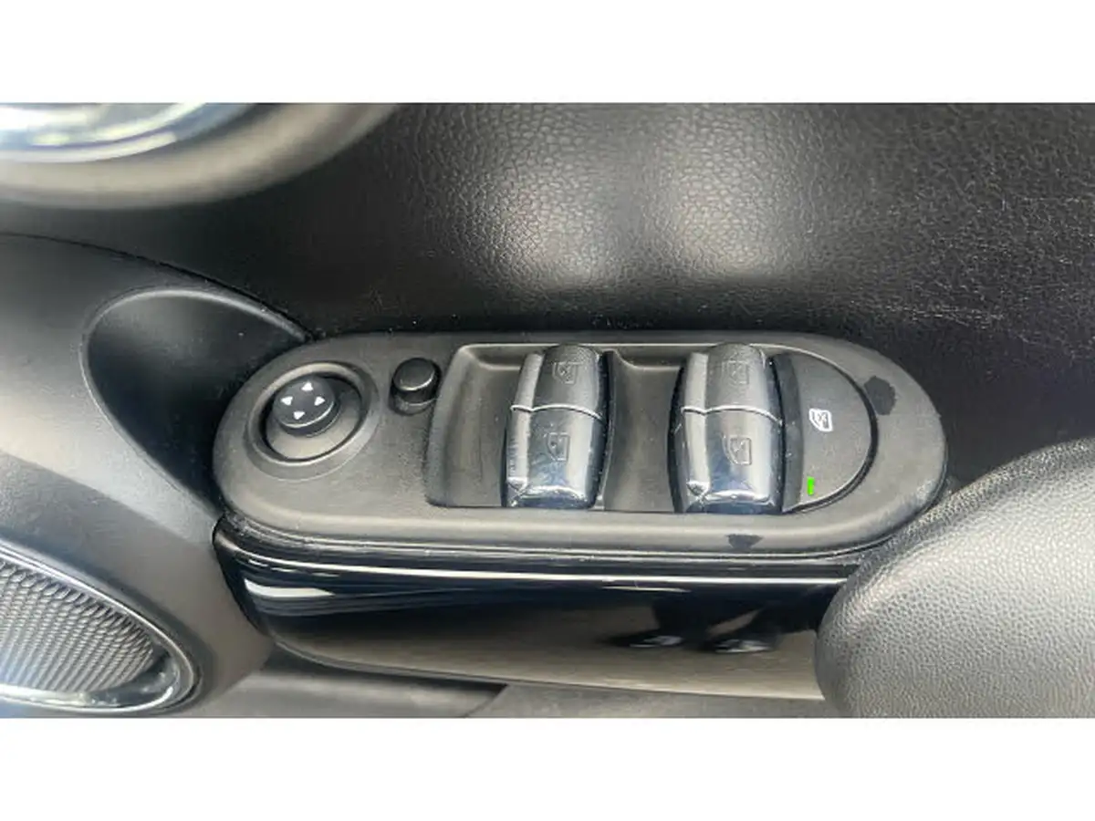 2020-mini-cooper-15-cooper-exclusive-hatchback-5d-auto-big-32
