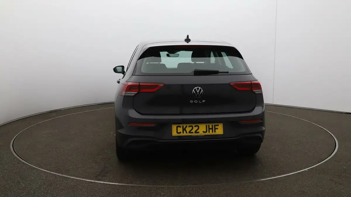 2022-volkswagen-golf-15-tsi-life-130ps-hatchback-big-50