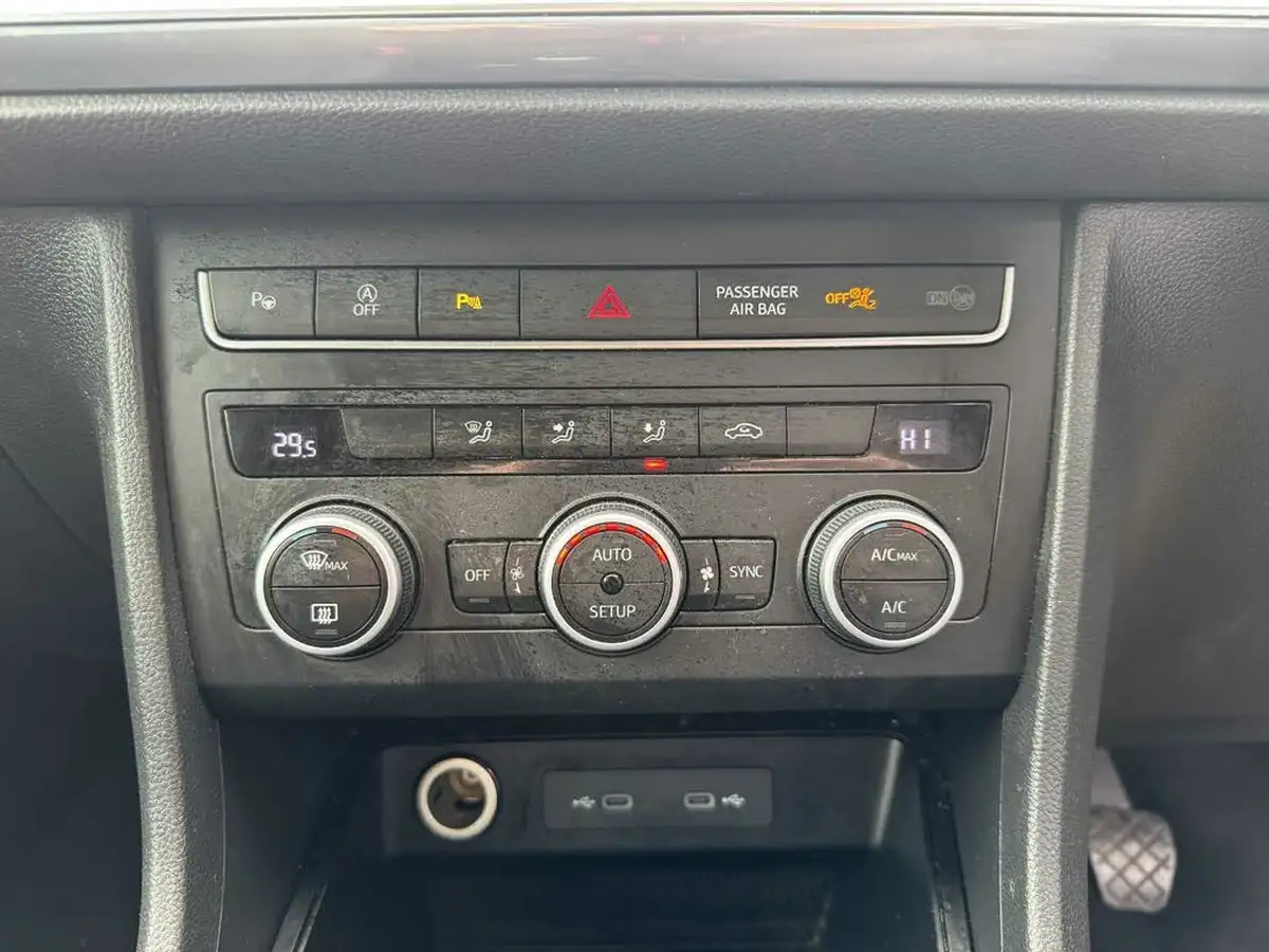 2023-seat-ateca-15-ecotsi-se-technology-big-17