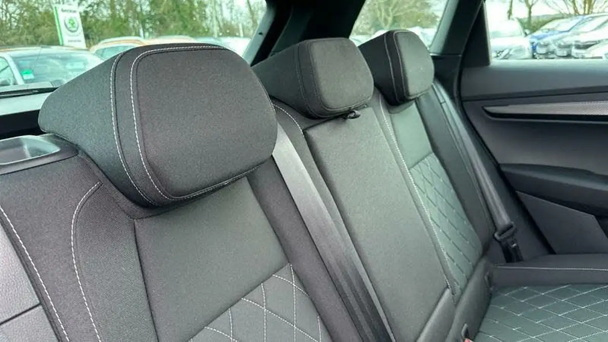 2024-skoda-karoq-15-tsi-sportline-big-9
