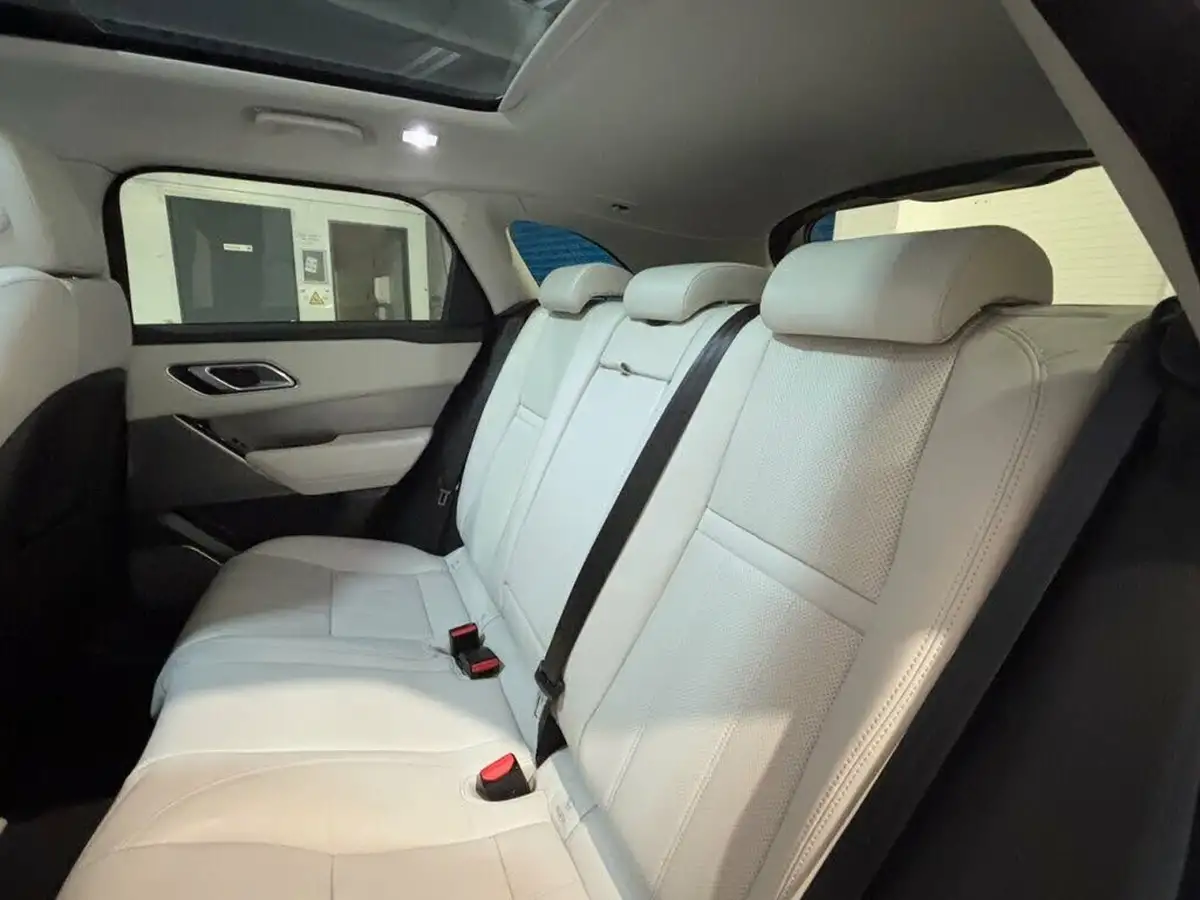 2018-land-rover-range-rover-velar-20-d240-se-ss-big-18