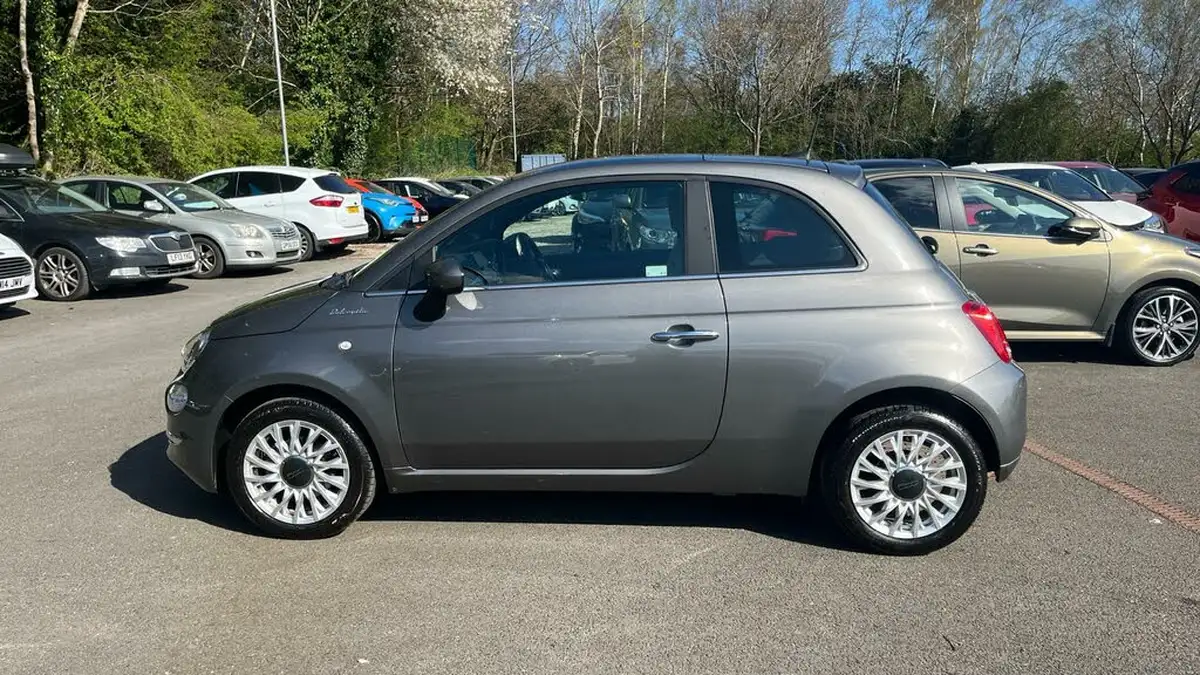 2023-fiat-500-10-dolcevita-big-16