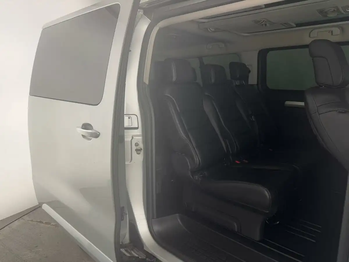 2019-citroen-spacetourer-20bluehdi-flair-xl-big-20