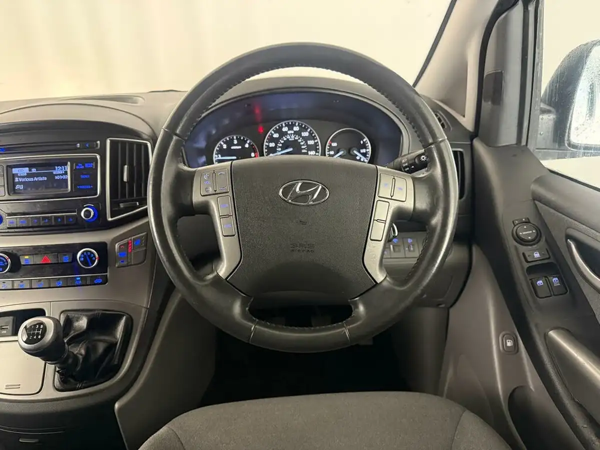 2019-hyundai-i800-25crdi-se-136ps-big-26