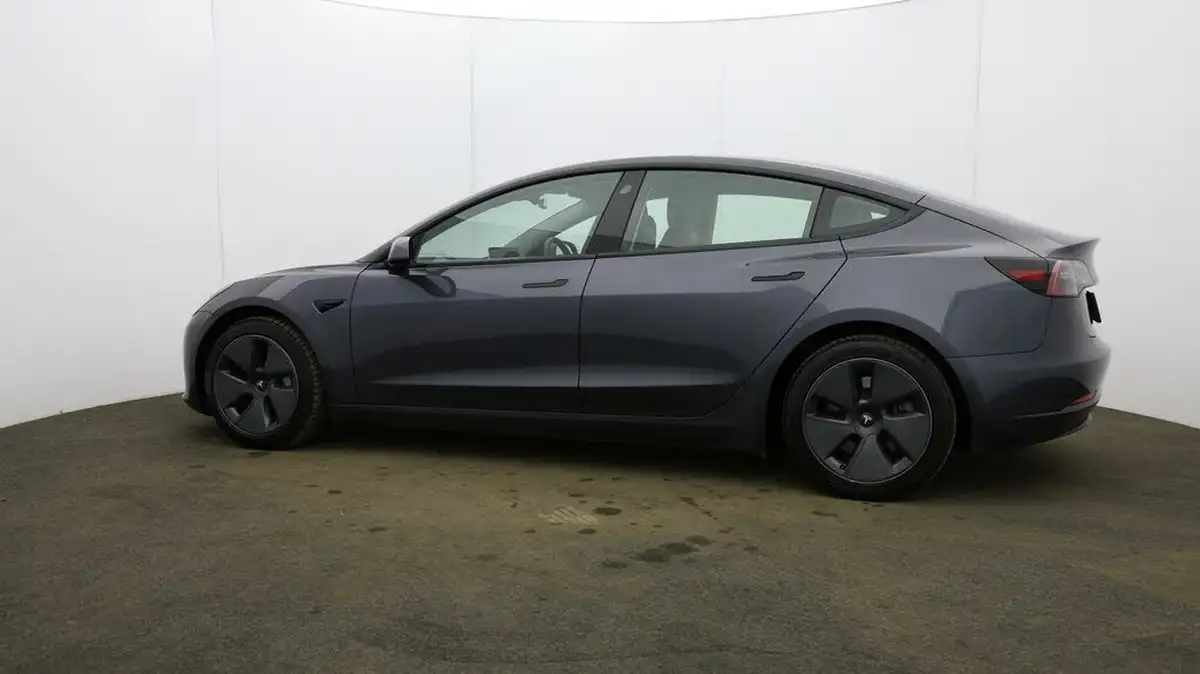 2021-tesla-model-3-e-long-range-awd-big-67