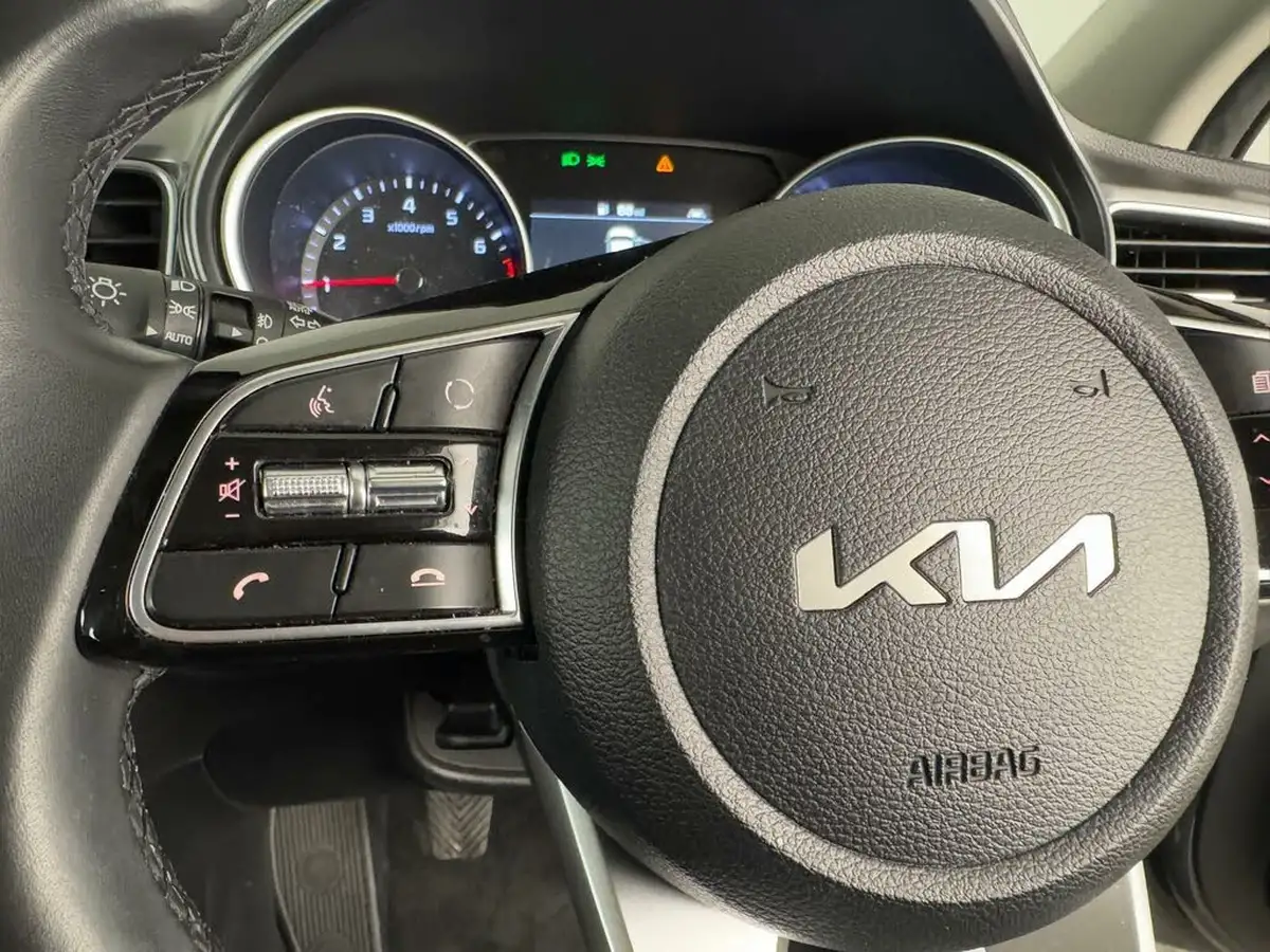 2022-kia-xceed-10-t-gdi-2-big-27