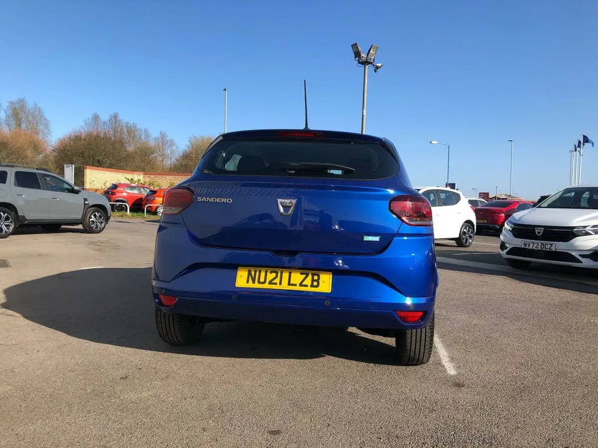 2021-dacia-sandero-10-tce-comfort-90bhp-big-3