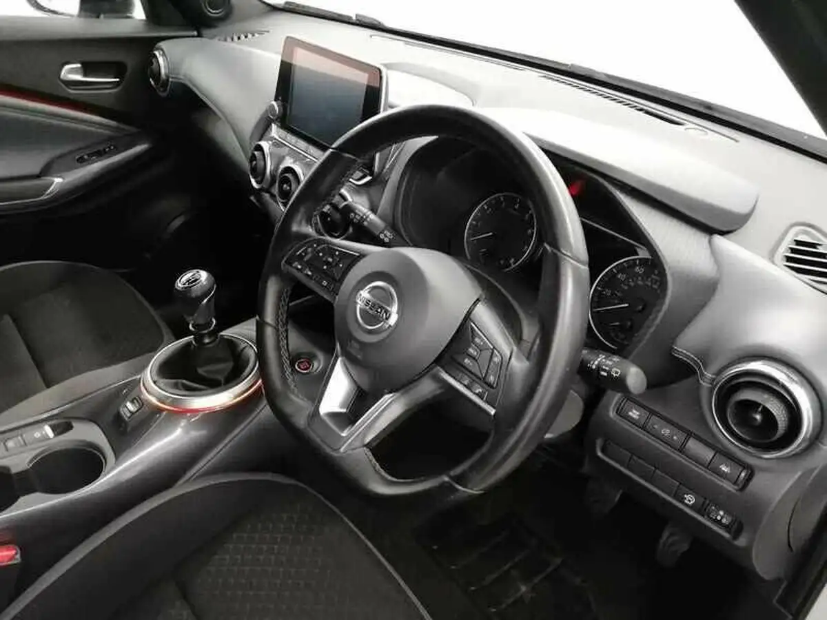 2020-nissan-juke-10-dig-t-n-connecta-117ps-big-9