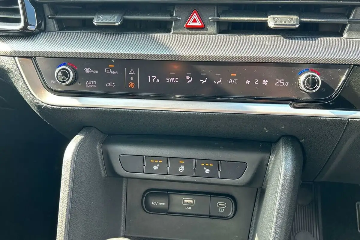 2022-kia-sportage-16-t-gdi-3-148bhp-1598cc-big-44