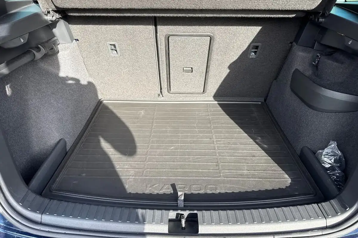 2023-skoda-karoq-15-tsi-se-drive-dsg-big-6