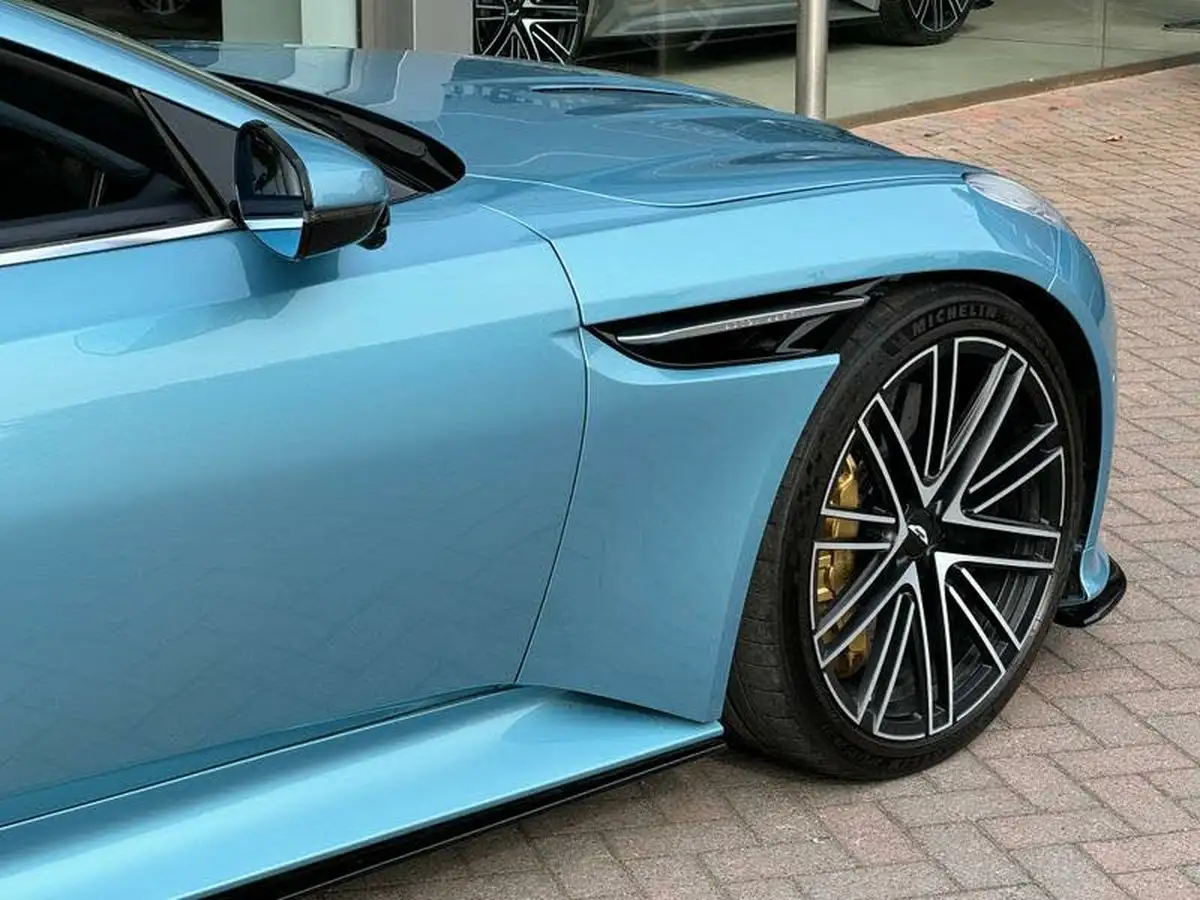 2024-aston-martin-db12-40-v8-auto-euro-6-ss-2dr-big-10
