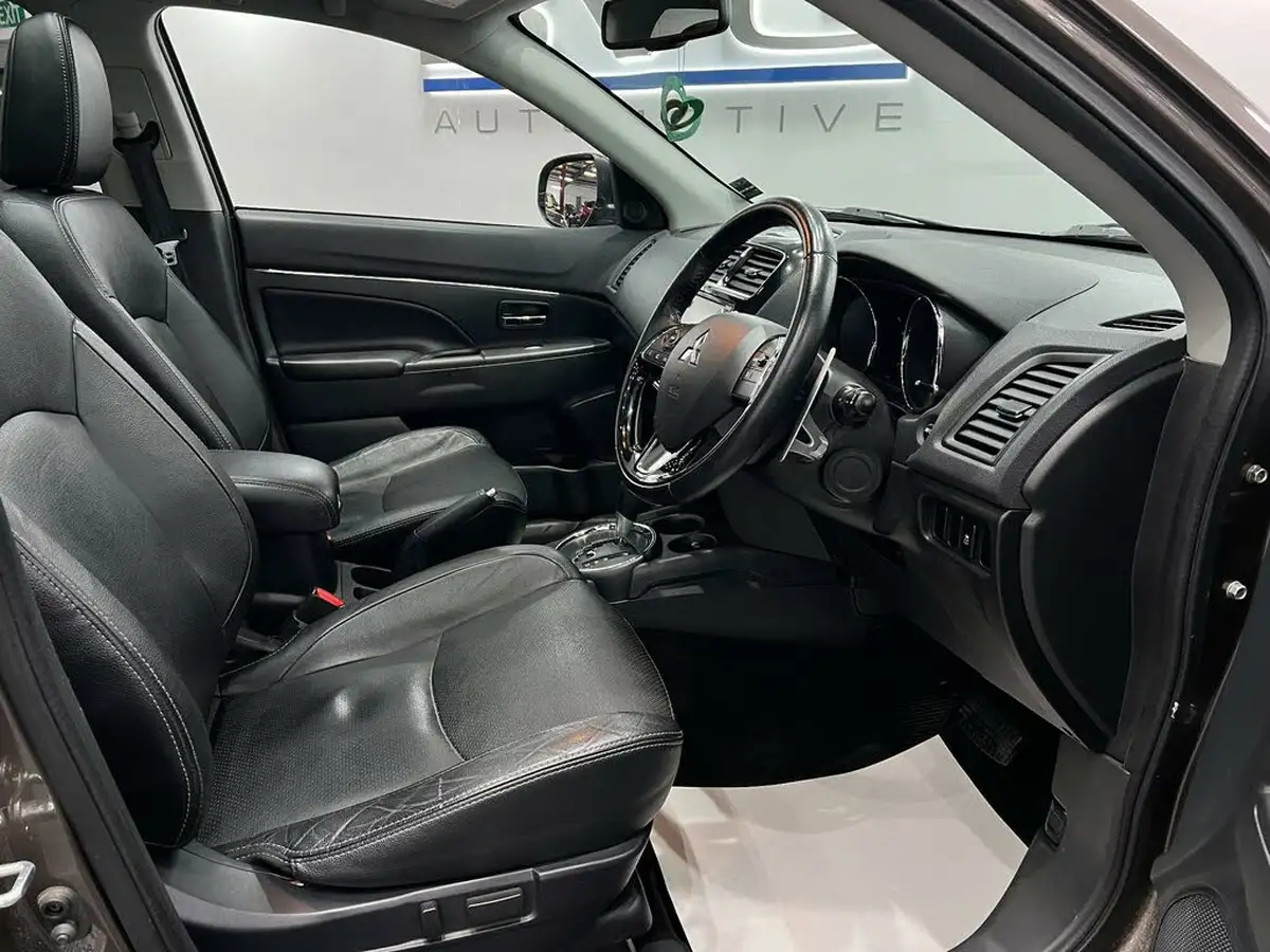 2015-mitsubishi-asx-22di-d-zc-h-big-22