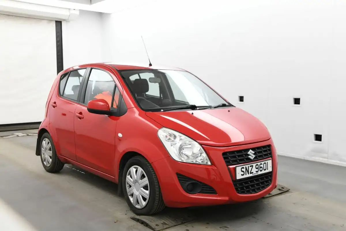 2013-suzuki-splash-10-sz2-big-1