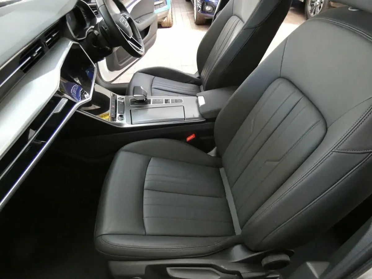 2022-audi-a6-saloon-20-40-tfsi-sport-big-40