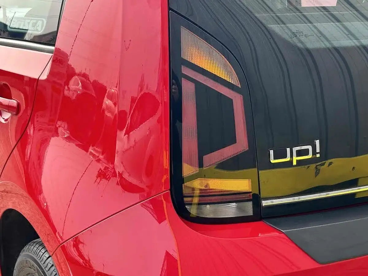 2017-volkswagen-up-10-high-up-90ps-5d-big-52
