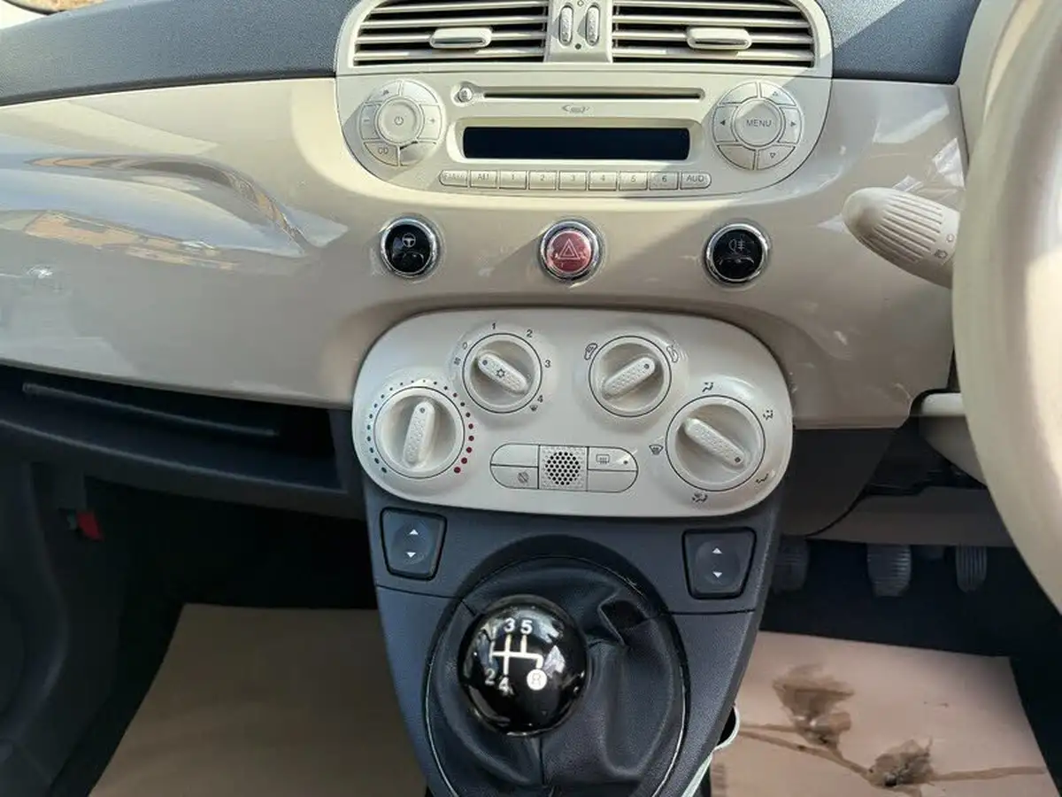 2013-fiat-500-lounge-big-9