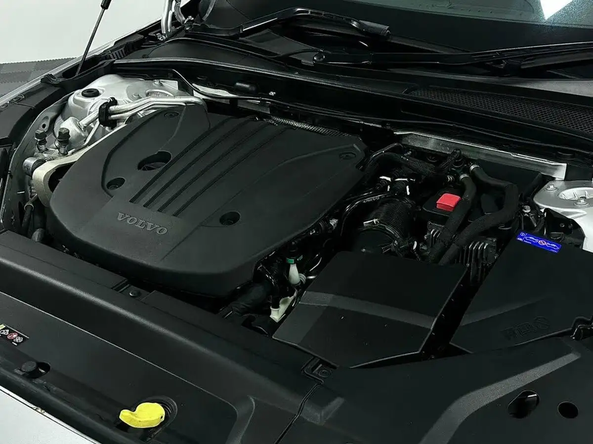 2021-volvo-v90-20-b4-momentum-big-7