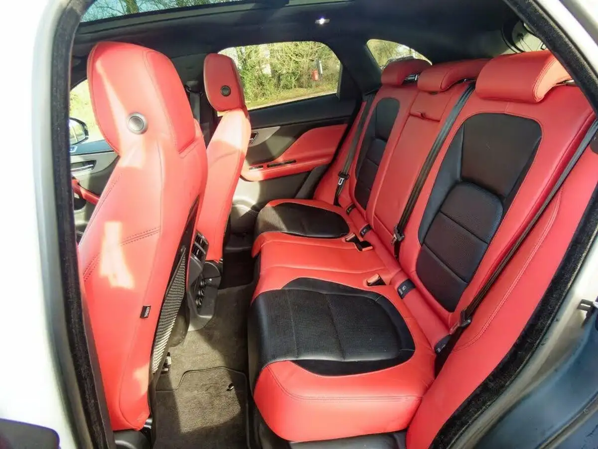 2018-jaguar-f-pace-30td-s-awd-big-28
