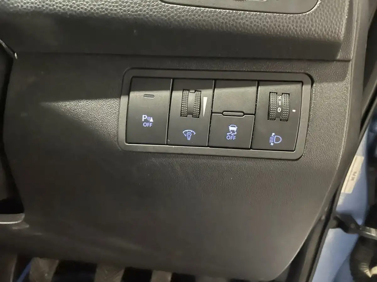 2014-hyundai-ix20-14-active-90ps-big-23