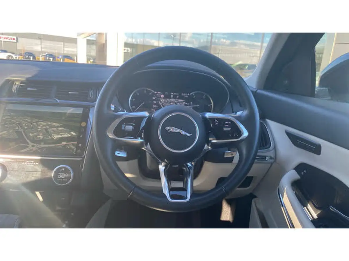 2022-jaguar-e-pace-20-d200-s-big-14