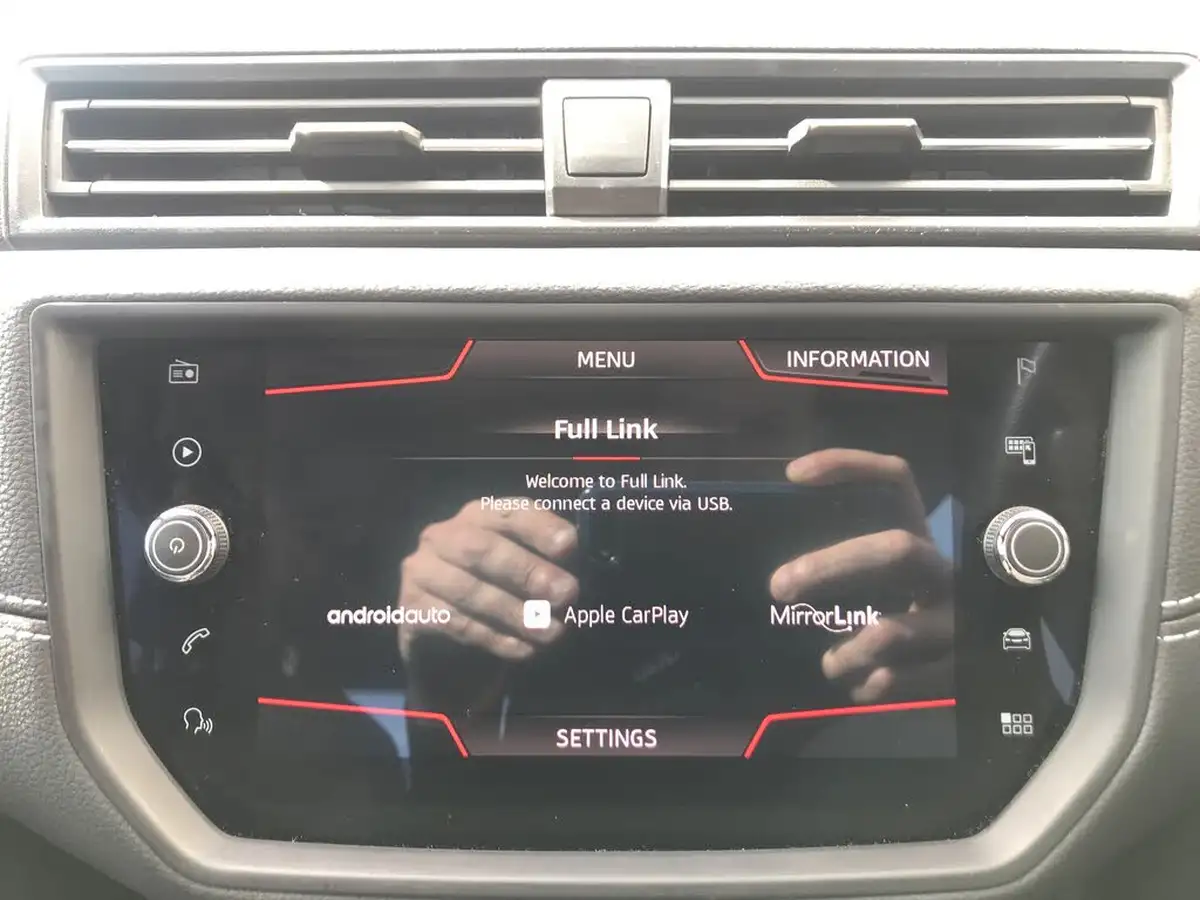 2020-seat-arona-10-tsi-xcellence-lux-115ps-dsg-big-20