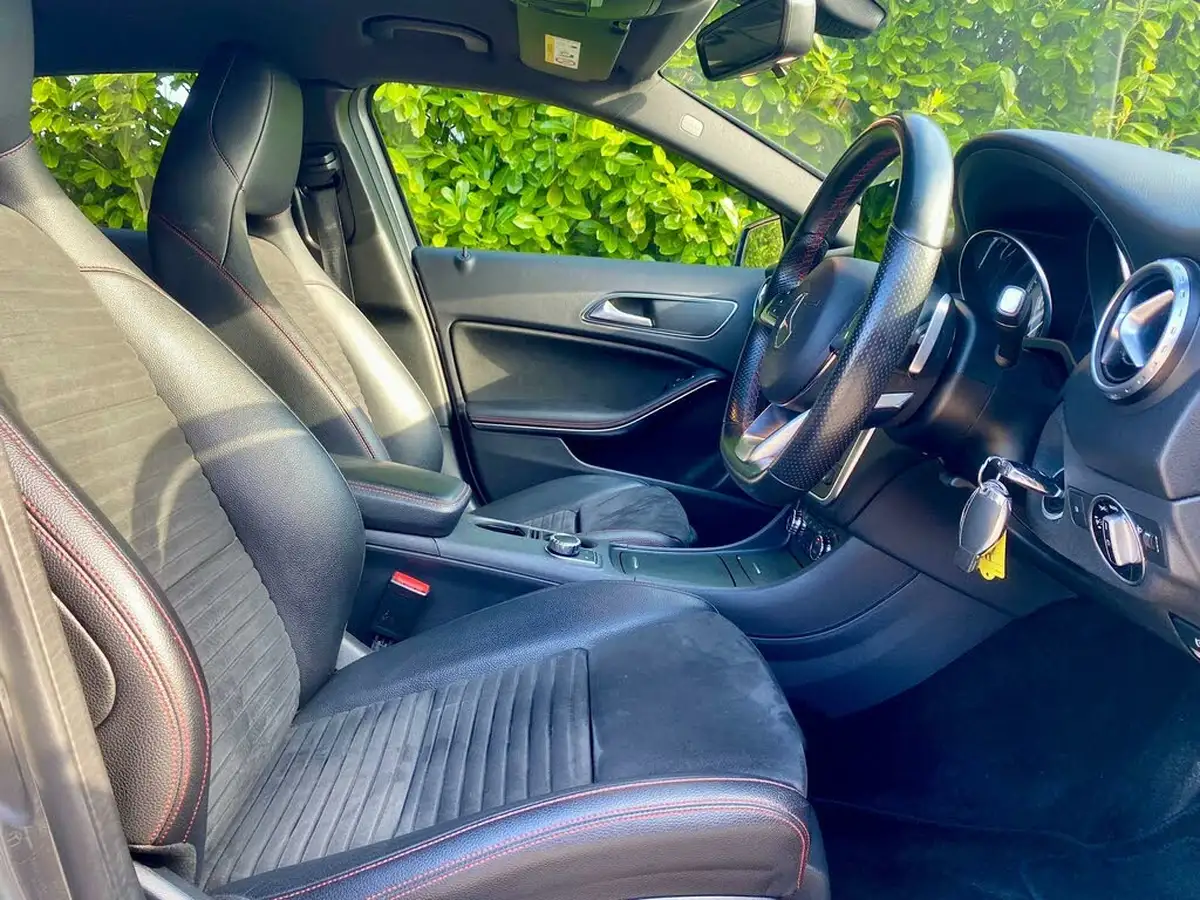 2017-mercedes-benz-gla-class-21d-gla-220d-amg-line-executivess-big-55