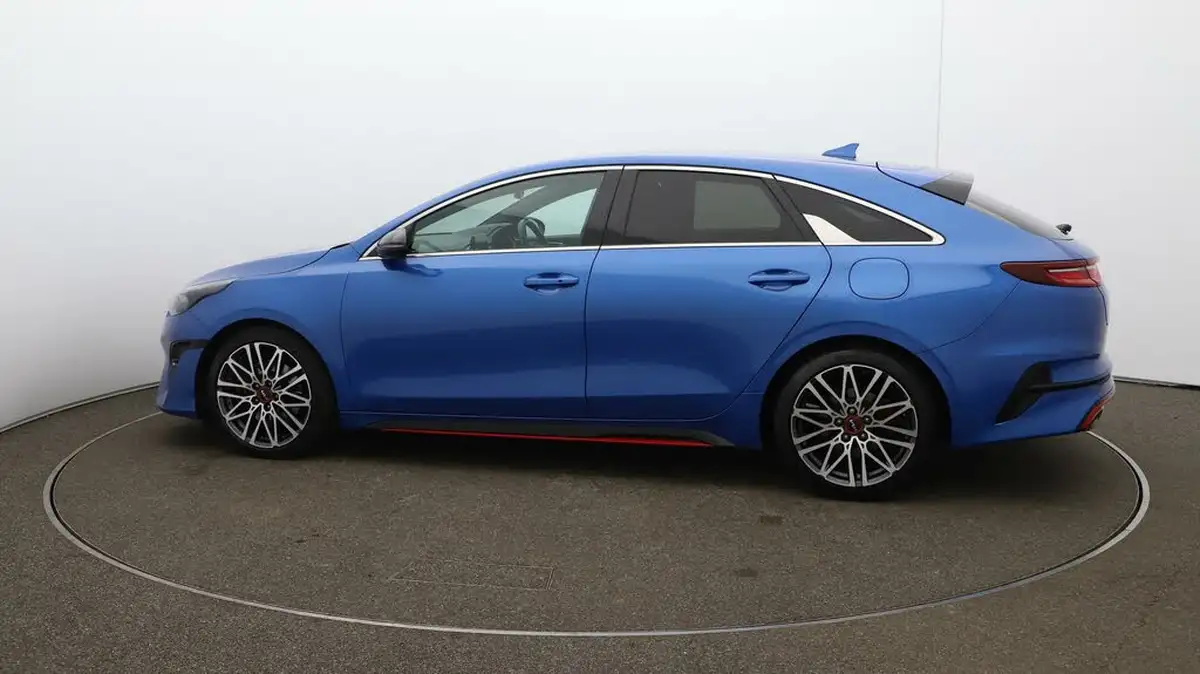 2022-kia-pro-ceed-16-t-gdi-gt-big-54