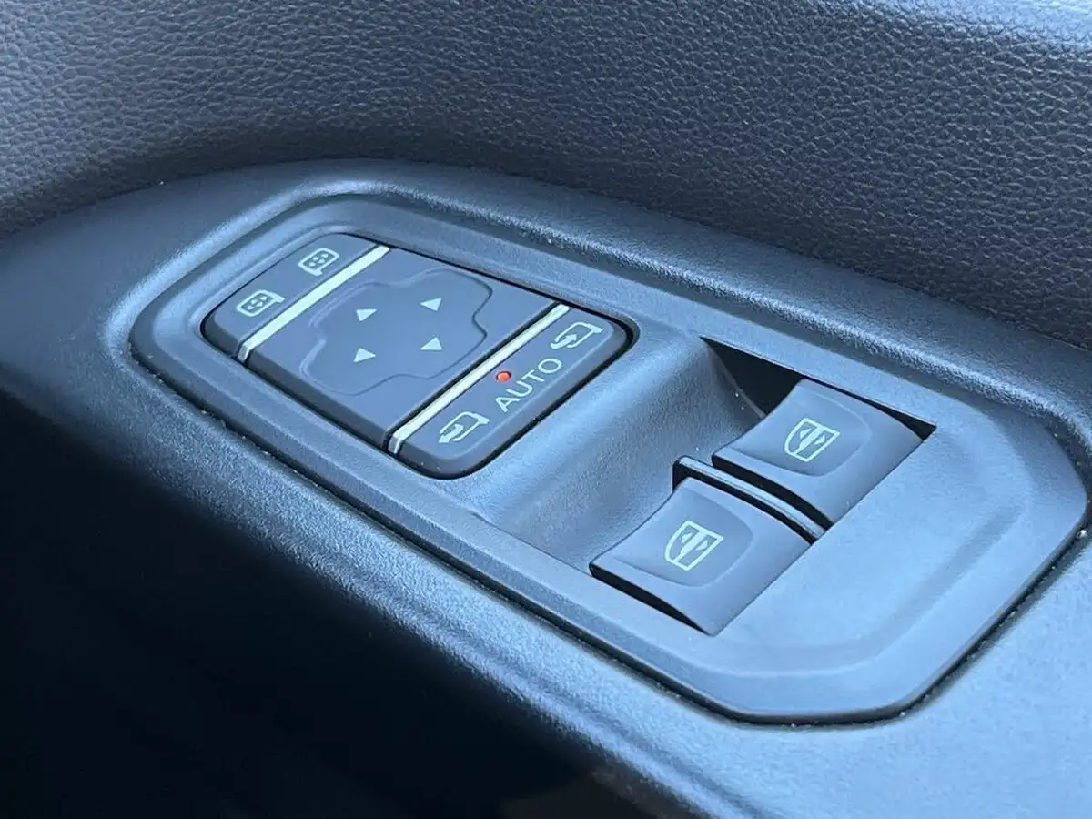 2023-renault-trafic-20dci-ll30-130-sport-big-26
