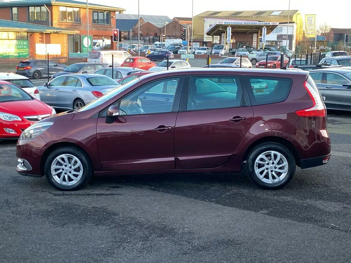 2014-renault-grand-scenic-15td-dynamique-tom-tom-edc-auto-big-15