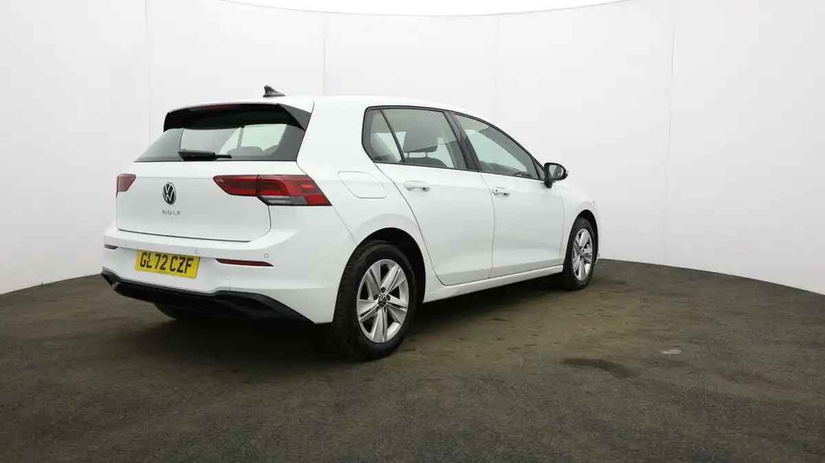 2022-volkswagen-golf-15-tsi-life-130ps-hatchback-big-56