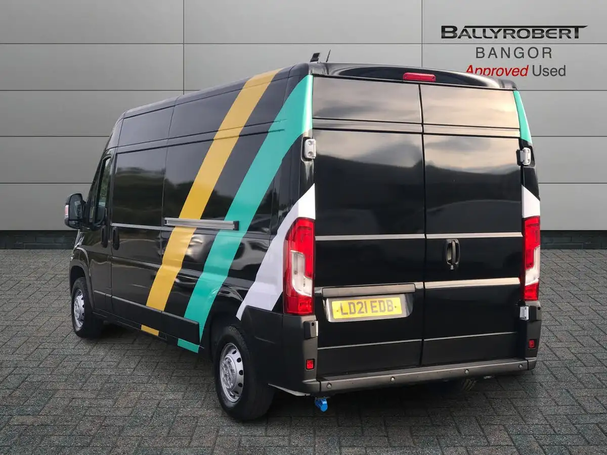 2021-citroen-relay-22bluehdi-35-l3h2-enterprise-140eu6dtss-panel-big-3