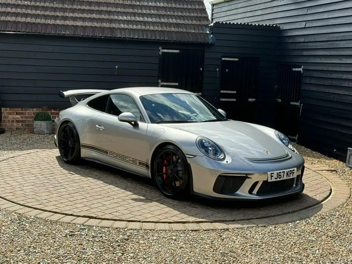 2017-porsche-911-40-gt3-pdk-big-27