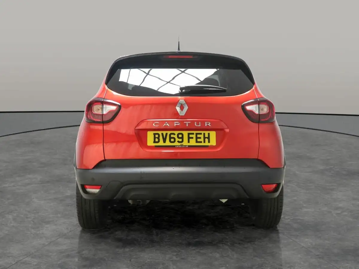 2019-renault-captur-13-tce-iconic-150bhp-ss-edc-auto-big-10