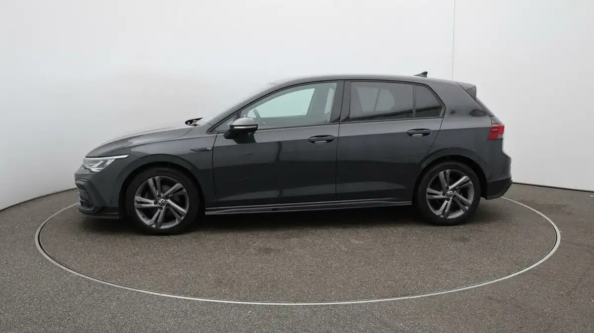 2022-volkswagen-golf-15-tsi-r-line-150ps-hatchback-big-57