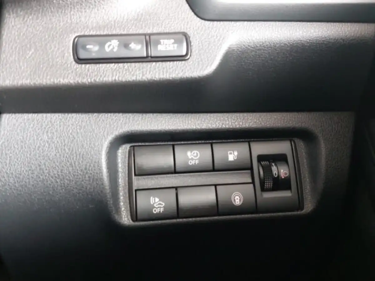 2019-nissan-leaf-e-acenta-big-18