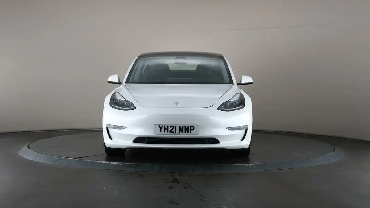 2021-tesla-model-3-e-long-range-4x4-big-47