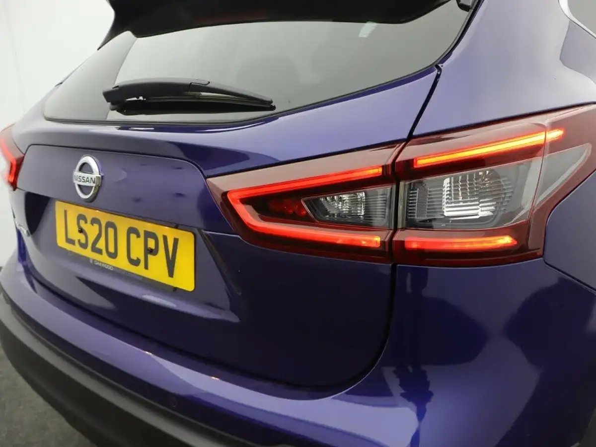2020-nissan-qashqai-15dci-n-connecta-18in-alloys-dct-big-43