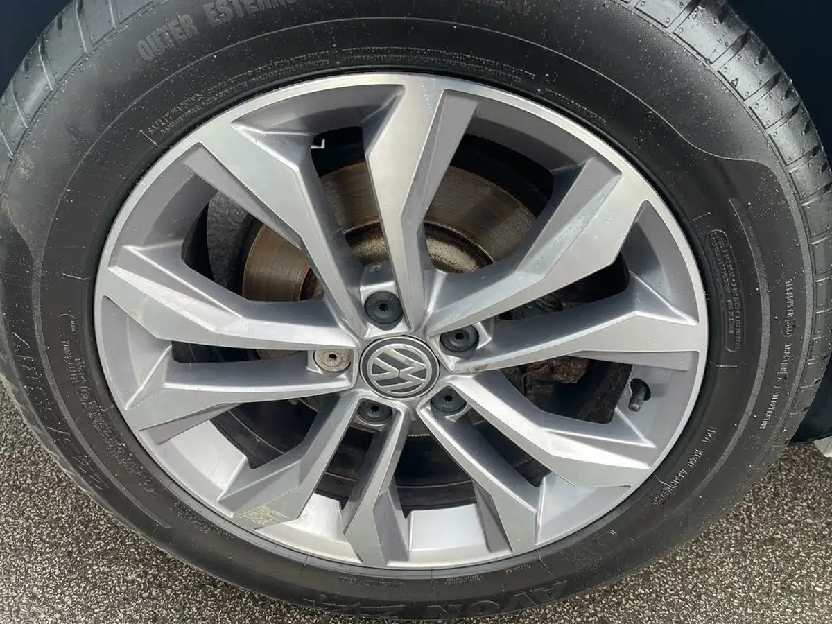 2019-volkswagen-passat-20tdi-se-business-ss-saloon-4d-big-29