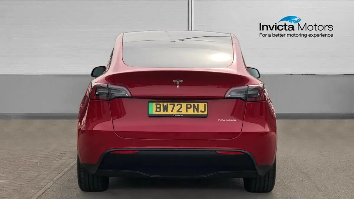 2023-tesla-model-y-e-long-range-big-3