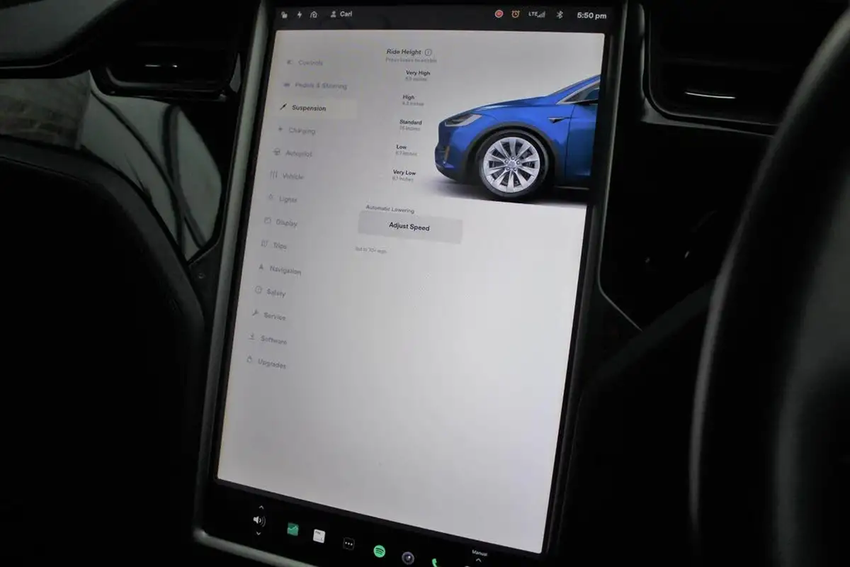 2018-tesla-model-x-e-75d-big-26