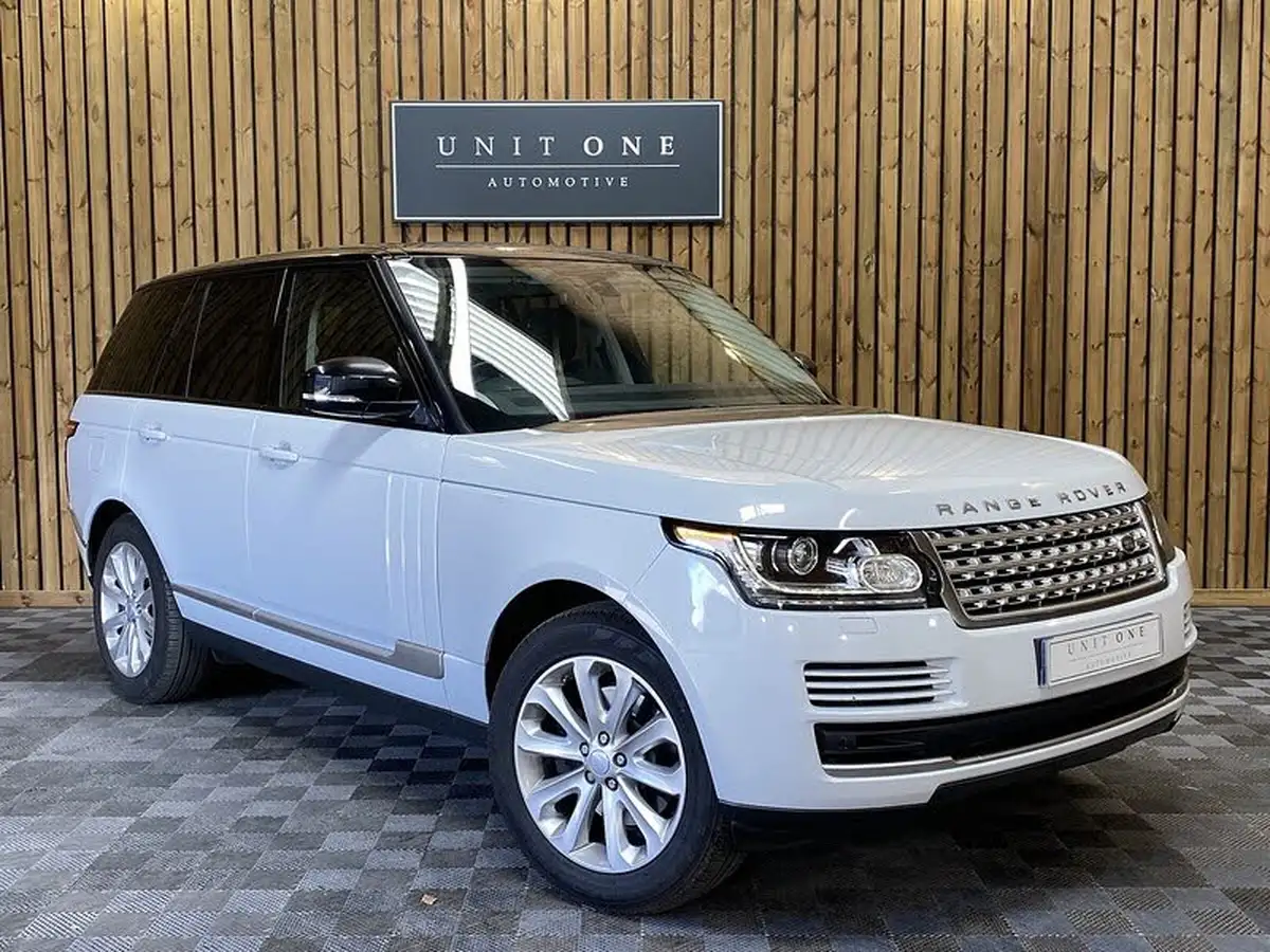 2016-land-rover-range-rover-30tdv6-vogue-30td-v6-awd-big-0