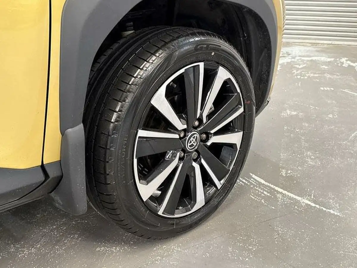 2021-toyota-yaris-cross-15-vvt-i-premiere-edition-awd-i-big-3