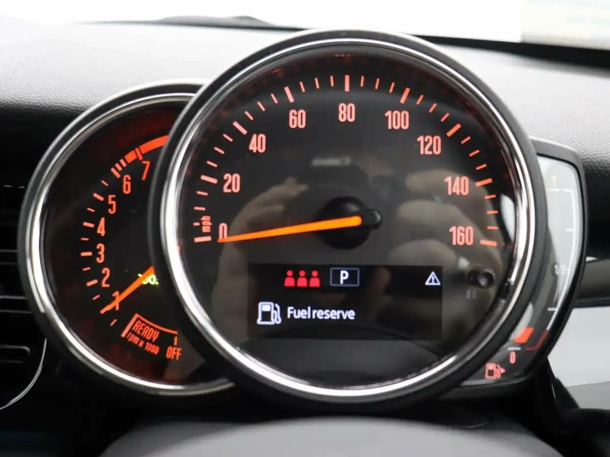2022-mini-cooper-15-cooper-classic-premium-hatchback-5d-auto-big-10