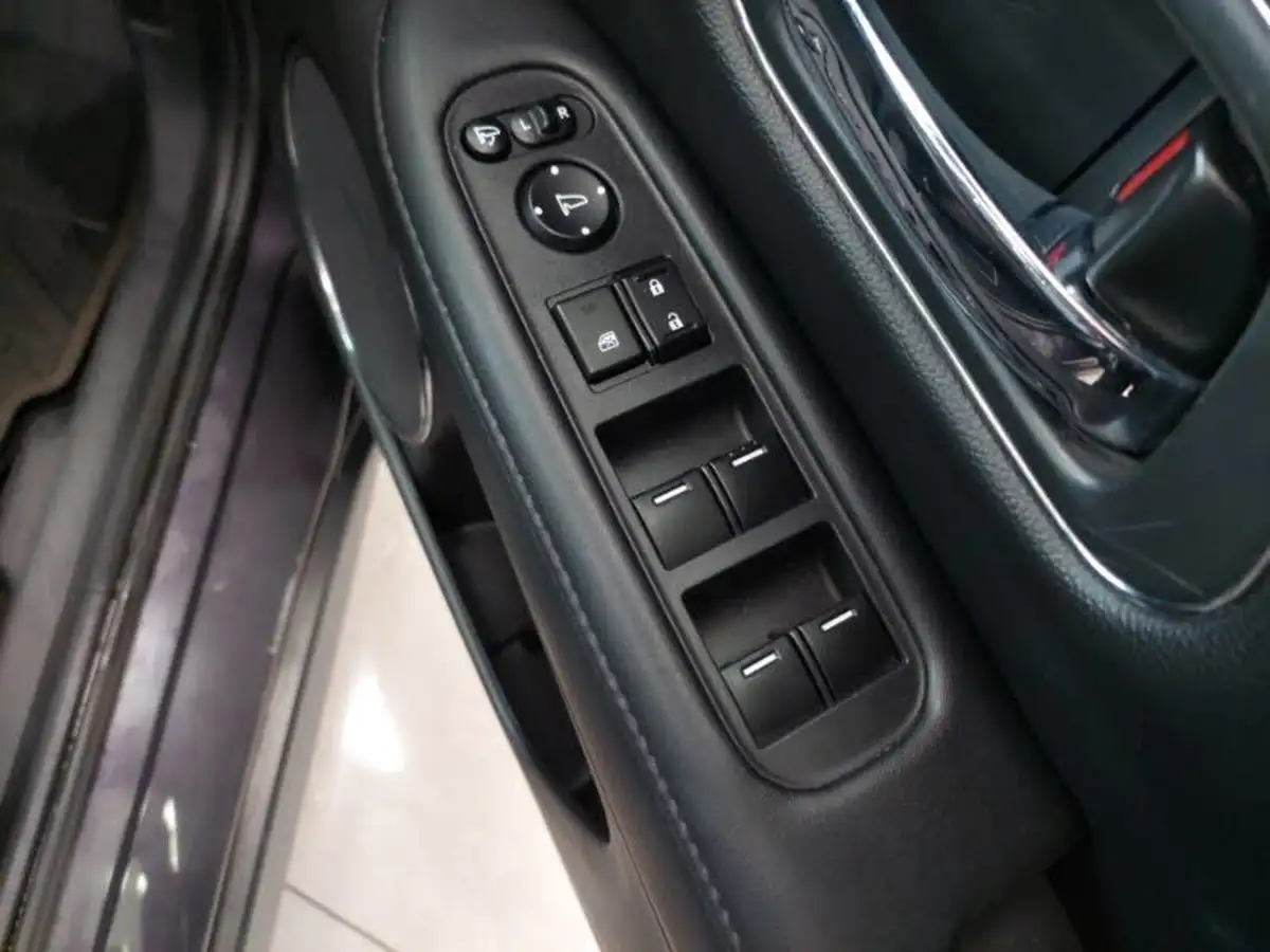 2019-honda-hr-v-15-i-vtec-ex-big-13